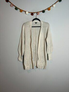 🔆 Express cream knit cardigan sweater